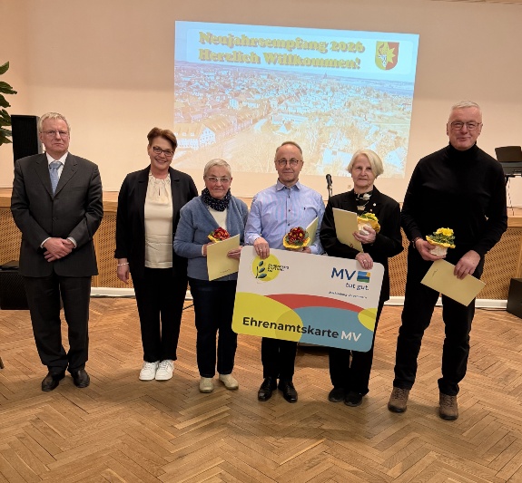 /bilder/newsbilder/Uebergabe-Sternberg-26.01.2026-2.jpeg /bilder/newsbilder/Uebergabe-Sternberg-26.01.2026-2.jpeg