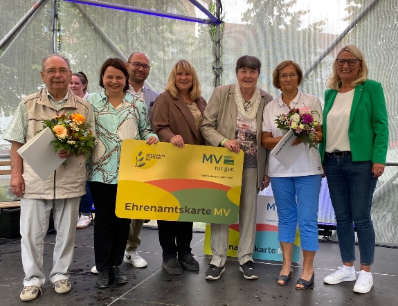 /bilder/newsbilder/Goldene-Ehrenamtskarte-MV-05.07.2025.jpg